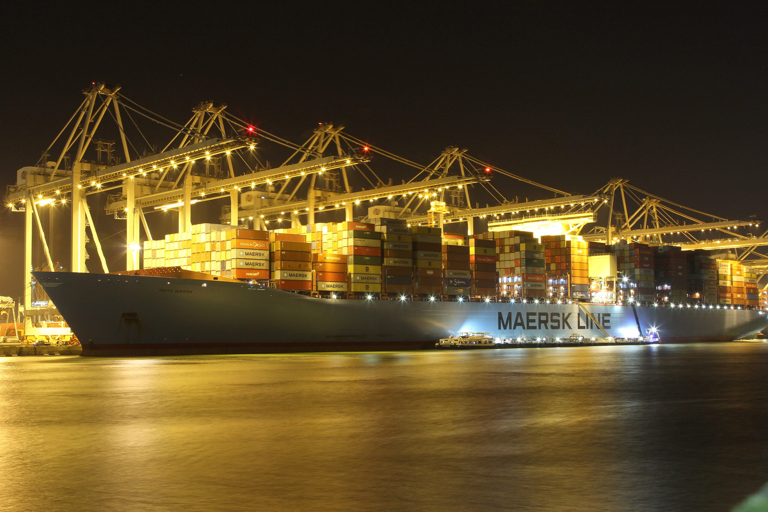 Port terminal cranes and operations