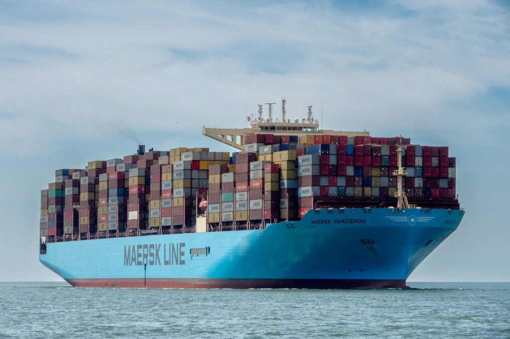 Maersk Holds 2026 Outlook as Ocean Volumes Surge Despite Rate Pressure