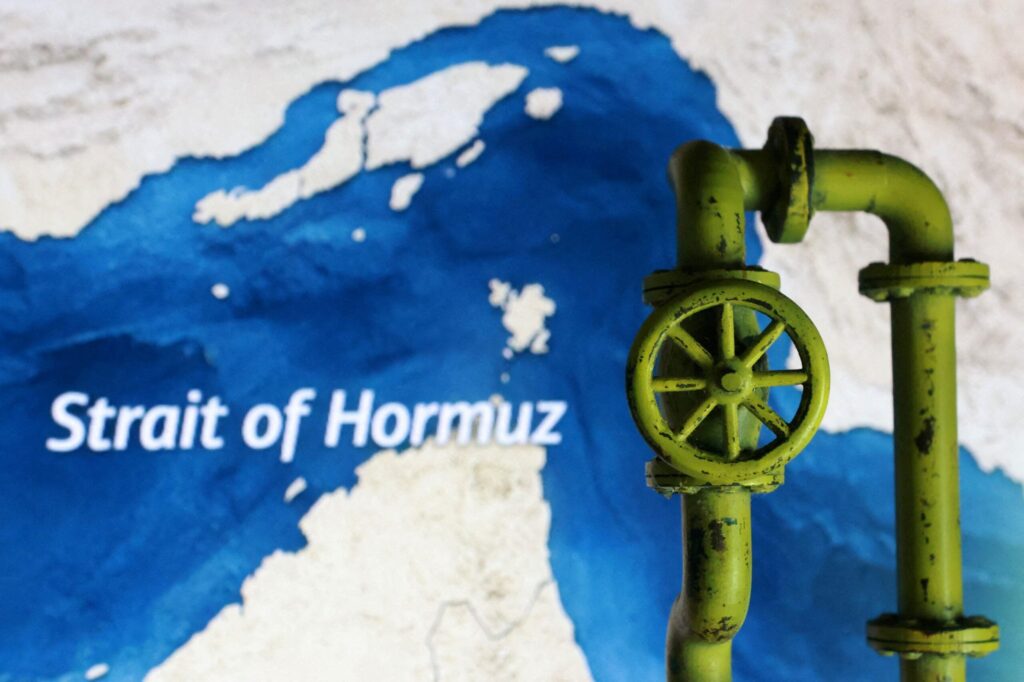 U.S. and Iran Edge Toward War Deal as Hormuz Talks Advance