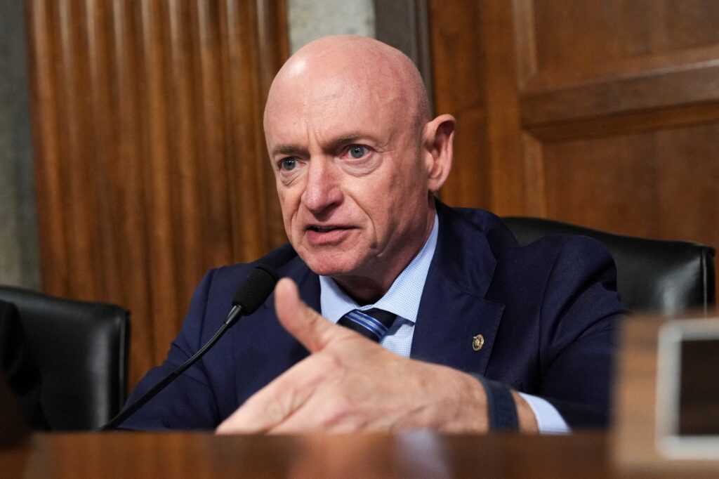 Senators Urge Trump to ‘Stand Strong’ on China Shipbuilding Ahead of Xi Summit