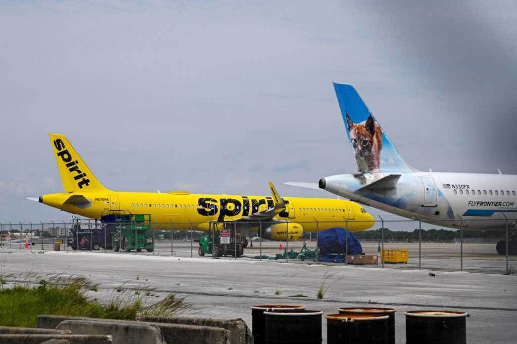 Blocked Hormuz Fuel Surge Claims Spirit Airlines