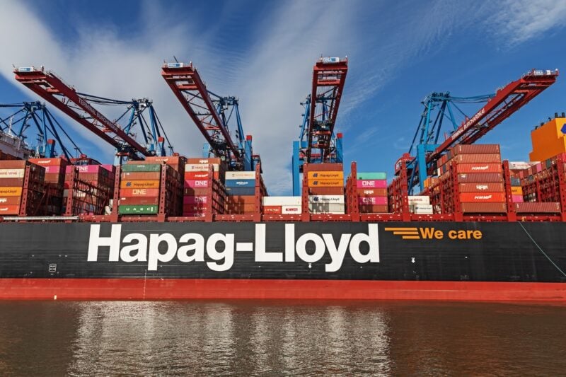 Hapag-Lloyd Swings to Loss as Strait of Hormuz Chaos and Weather Delays Hit Shipping