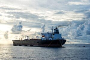 U.S. Targets Iran–China Oil Pipeline in Dual Sanctions Move on Shipping and Finance